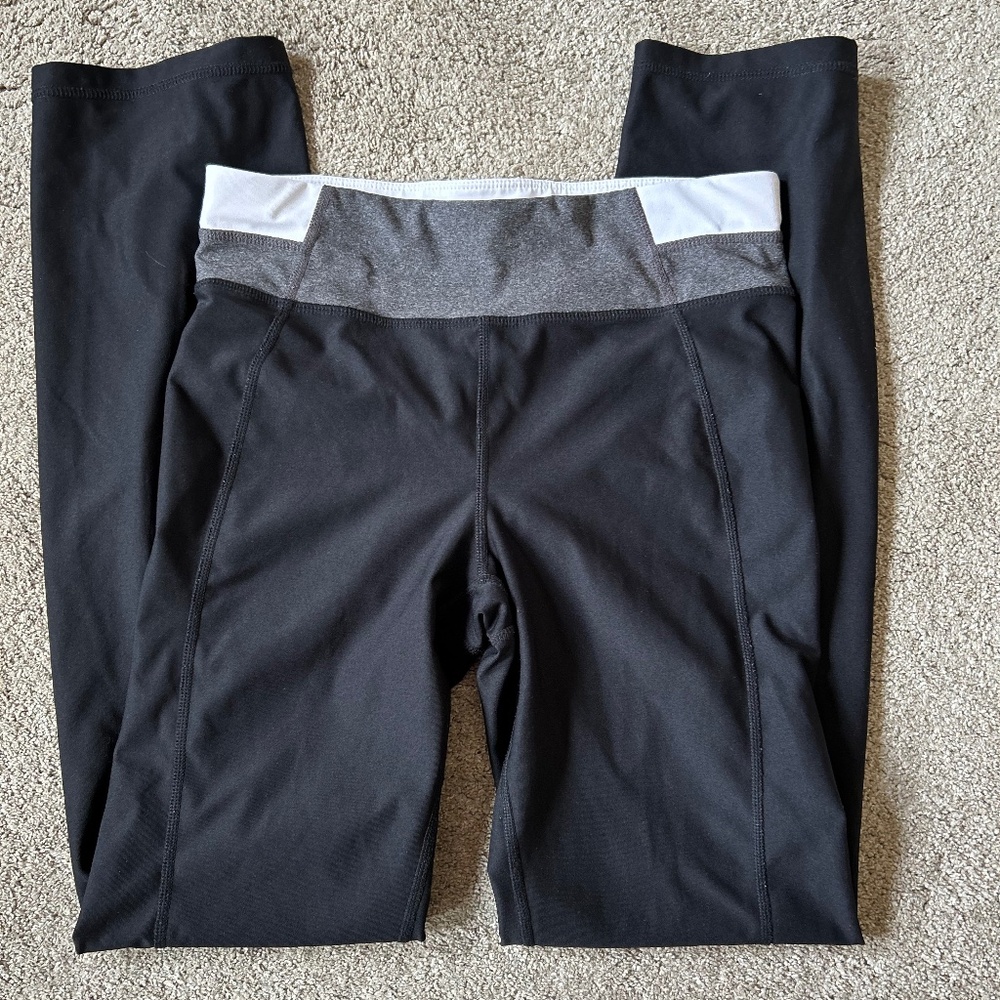 Xersion Black and Gray Leggings